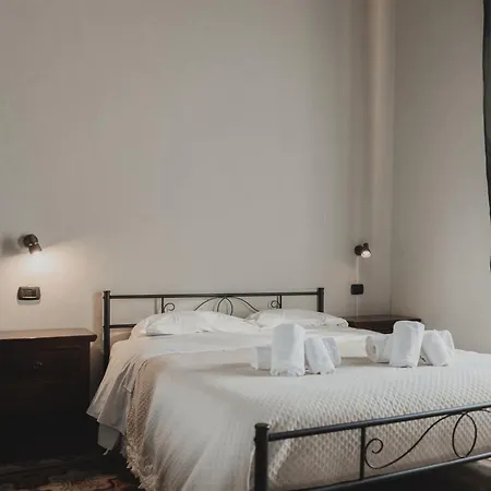 Golden House チェファル