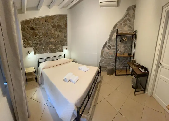 بيت ضيافة Golden House