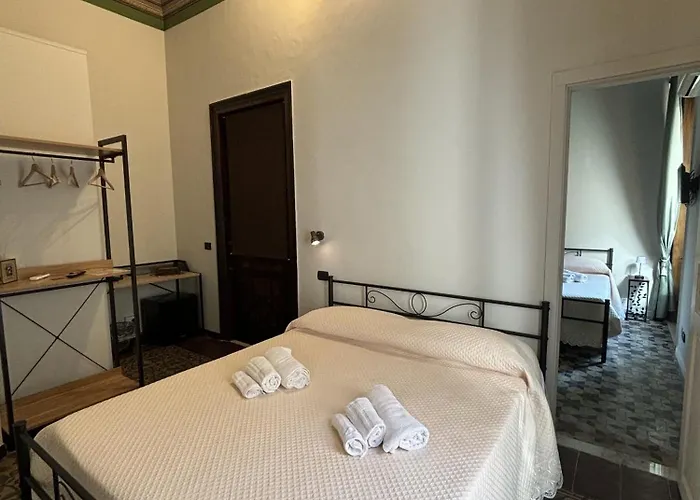 Golden House チェファル