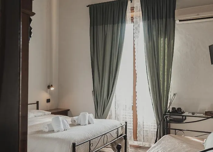 بيت ضيافة Golden House 4*