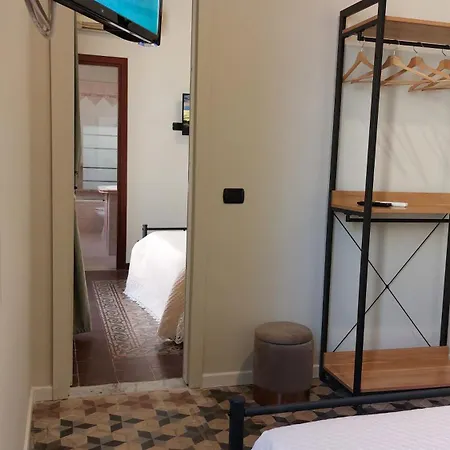 Golden House Guest house 4*