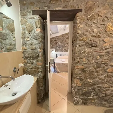 Affittacamere Golden House