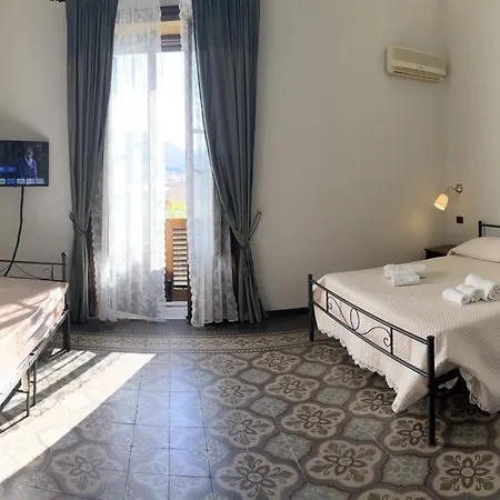 Golden House Guest house Cefalu